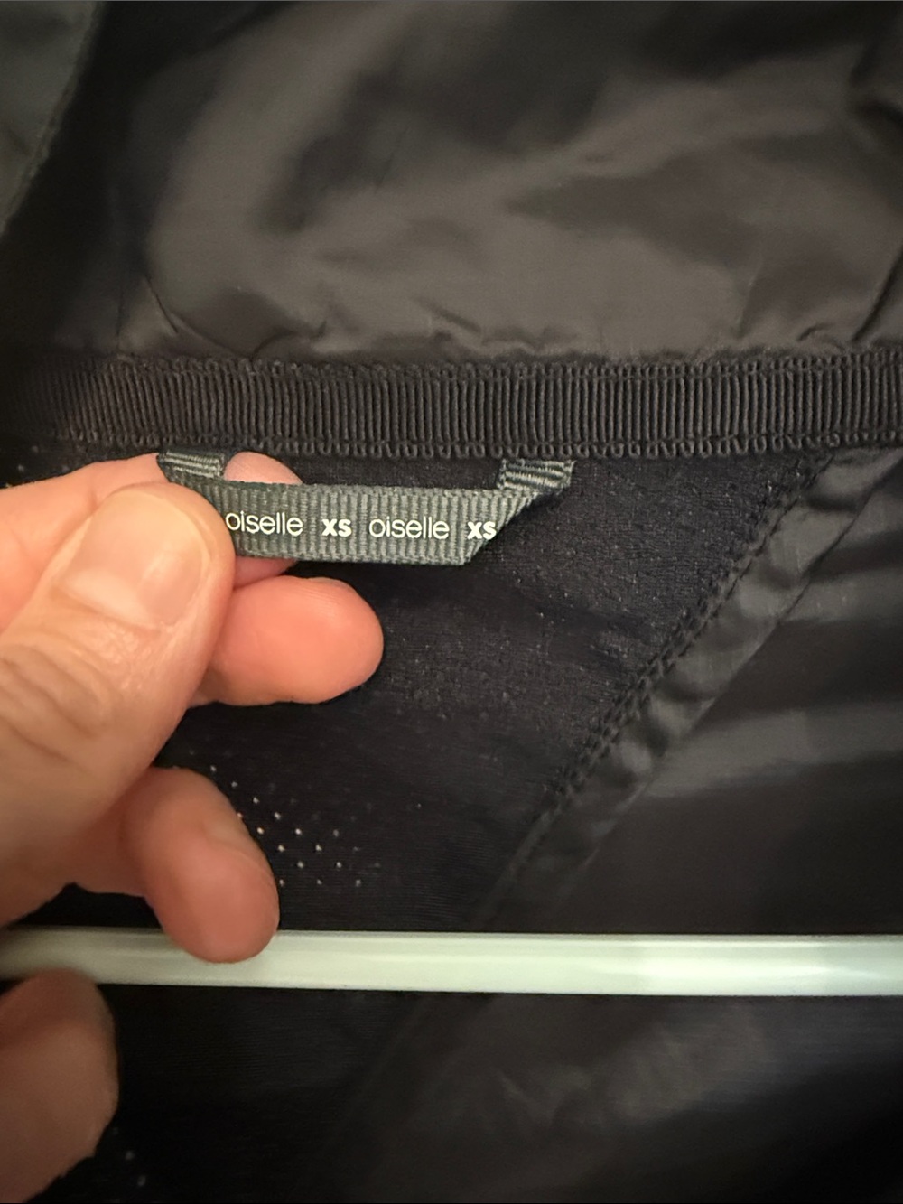 oiselle Reflective Vim Half Zip Pullover Jacket - Picture 2 of 4
